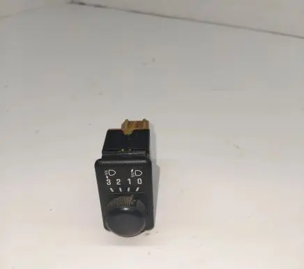 Subaru Impreza II Light switch