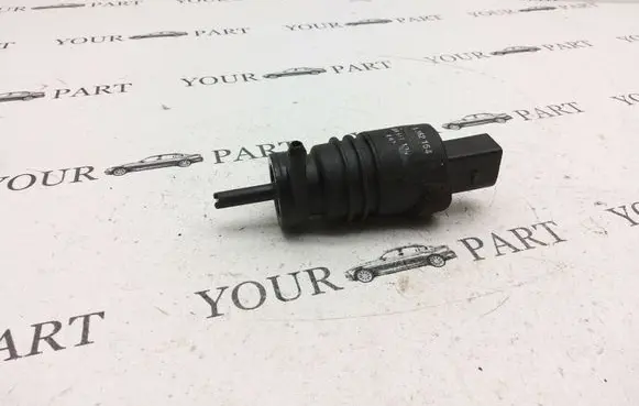 BMW 3 E36 Windscreen/windshield washer pump 8362154