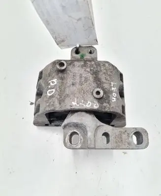 Seat Leon (1M) Engine mount bracket 1J0199262CP