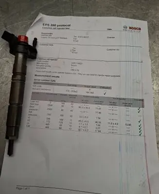 Mercedes-Benz R W251 Fuel injector A6420700587 0445115 060211