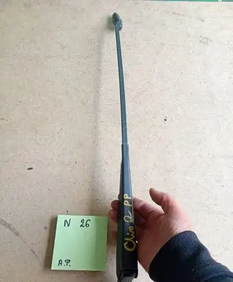 Renault Clio II Front wiper blade arm 2599889