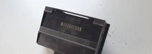 Skoda Roomster (5J) Door central lock control unit/module 