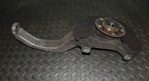 Maserati Levante Front wheel hub 670034829