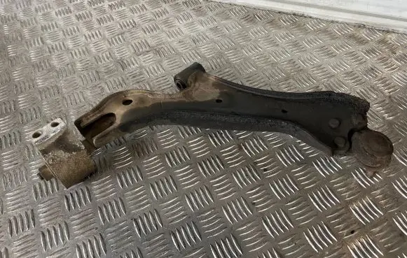 Chevrolet Captiva Front lower control arm/wishbone