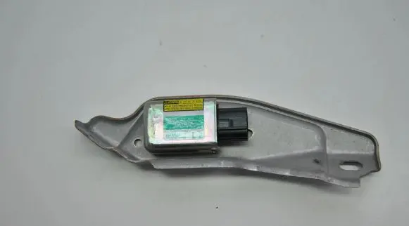 Lexus GS 300 350 430 450H Airbag deployment crash/impact sensor 8983430020 1879001781