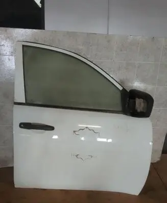 Mitsubishi L200 Front door