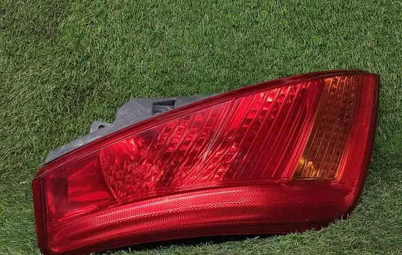 Rear/tail lights