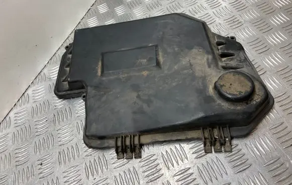 Audi A6 S6 C6 4F Fuse box cover 4F1907613