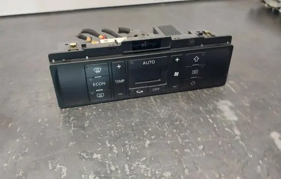 Audi A4 S4 B5 8D Climate control/heater control trim 8D0820043M 5HB00790805