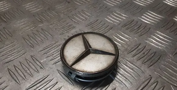 Mercedes-Benz R W251 Original wheel cap 2204000125
