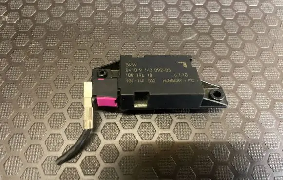 BMW X1 E84 Bluetooth antenna 9142092 10819610 920140002