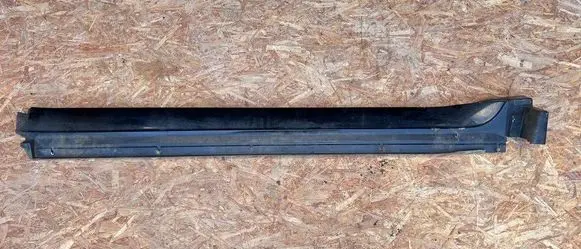 Mitsubishi Pajero Sill 