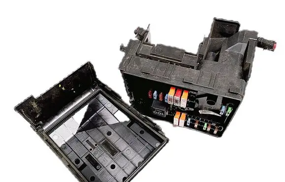 Fuse box set