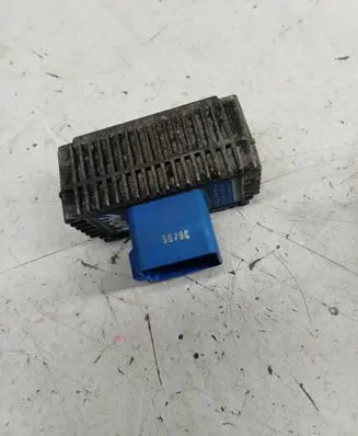 Opel Astra H Glow plug pre-heat relay 55353011 51299014B