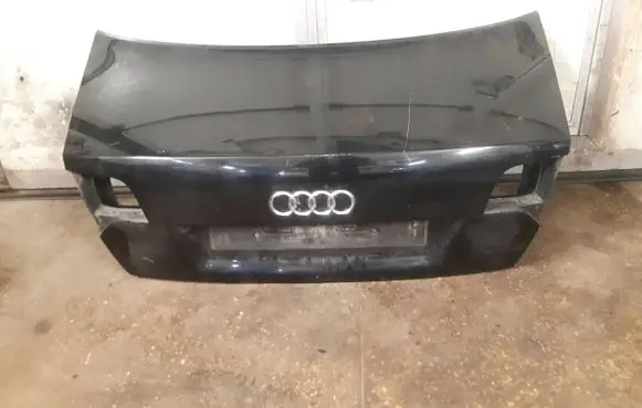 Tailgate/trunk/boot lid