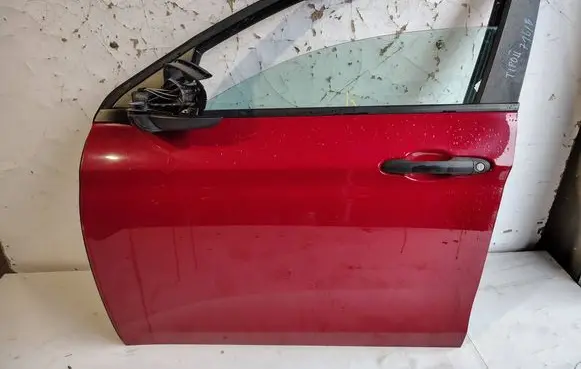 Fiat Tipo Front door