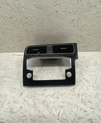 Volkswagen Golf VII Radio/GPS head unit trim 5G2819743