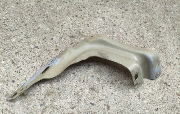 Volkswagen Tiguan Allspace Fender mounting bracket 5NA821135C 1119