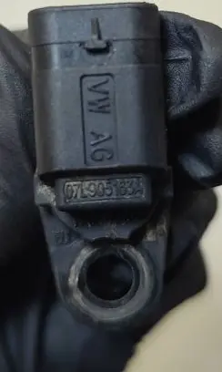 Audi Q7 4L Camshaft position sensor 07L905163A