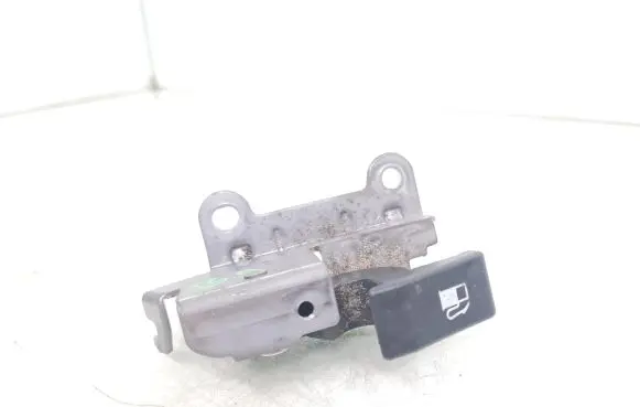 Toyota GT 86 Fuel cap release pull handle 