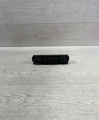 BMW 3 E90 E91 Climate control unit 9190922 090234948B A2C53323561