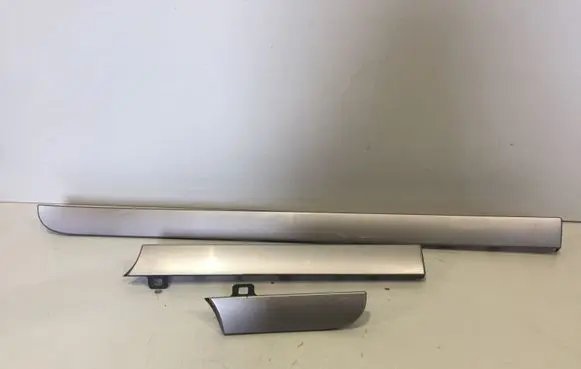 Volkswagen Touran I Dashboard glove box trim 1T1858415B 1T1858417B 1T1858418B