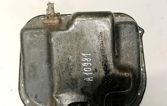 Toyota Corolla Verso AR10 Oil sump 