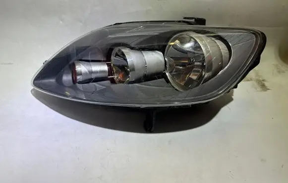 Volkswagen Golf Plus Headlight/headlamp 5M1941005D