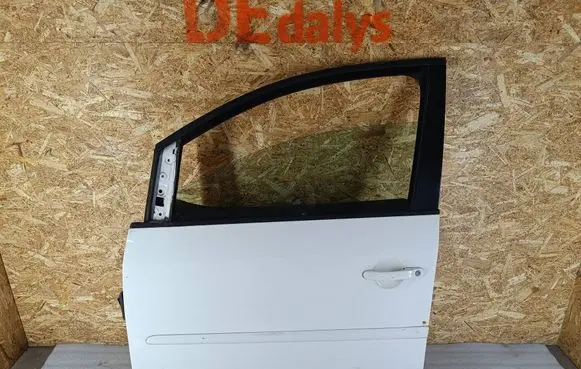 Volkswagen Touran II Front door