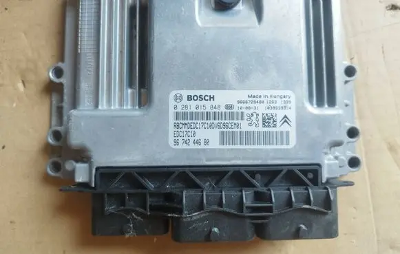 Peugeot Partner Engine control unit/module 9666729480 9674244680 0281015848