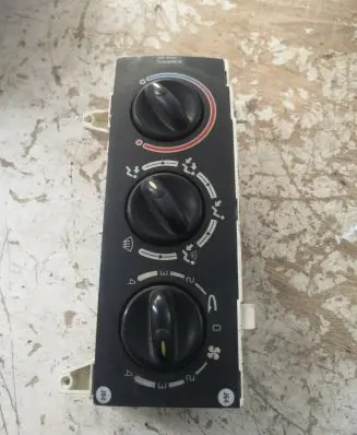 Renault Scenic I Climate control unit 662367T