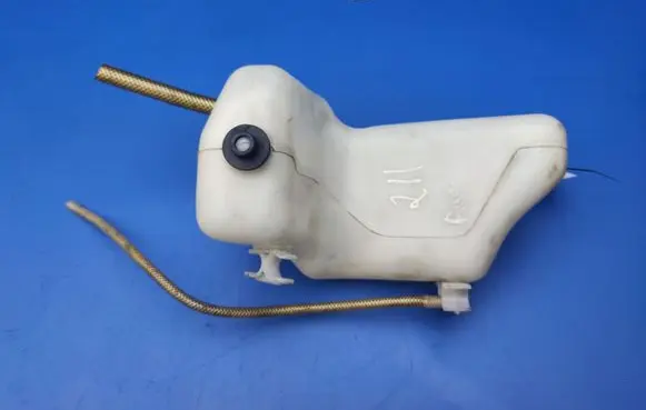 Mercedes-Benz E W211 Windshield washer fluid reservoir/tank 2118602260