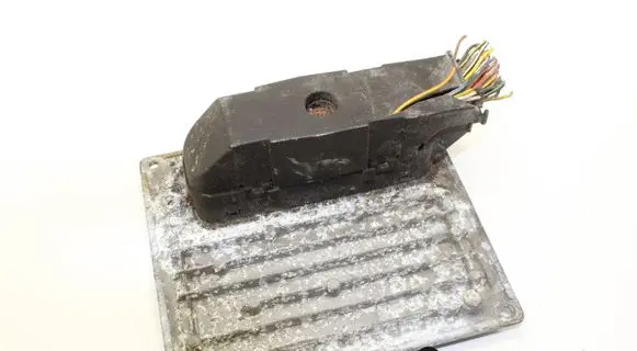 Ford Fiesta Engine control unit/module 6S6112A650GC