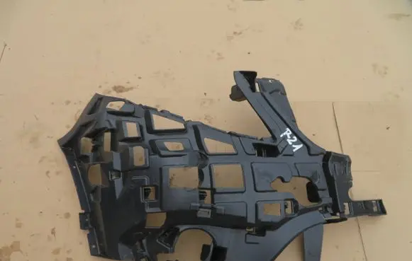 Mercedes-Benz Vito Viano W447 Front bumper mounting bracket A4478859600