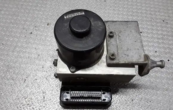 Mercedes-Benz C W203 ABS Pump 2095450232 0034319412