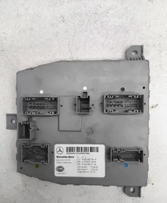 Mercedes-Benz C W205 Comfort/convenience module A2059003913 5DK01077272 A2059013904