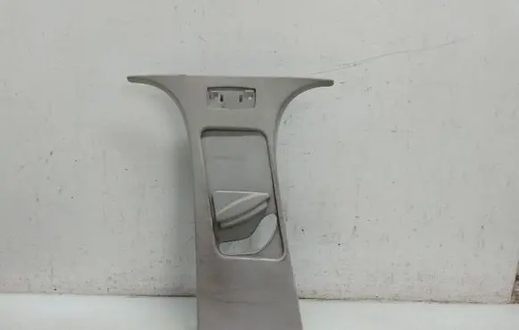 Ford Focus ST (B) pillar trim (top) 4M51A24583A