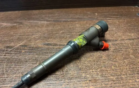Iveco Daily 3rd gen Fuel injector 0445110273 504088755