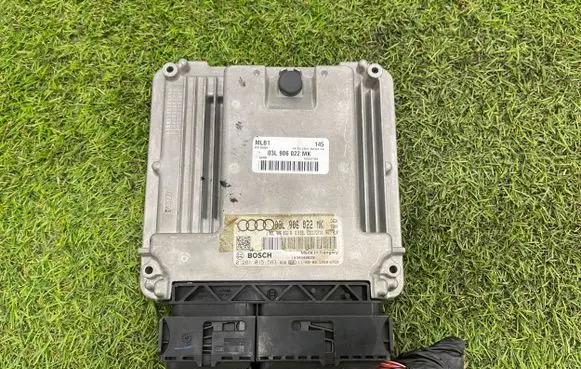Audi A4 S4 B8 8K Engine control unit/module 03L906022MK 03L906022B 0281015583