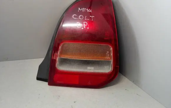 Mitsubishi Colt Rear/tail lights 0431679 RR1679