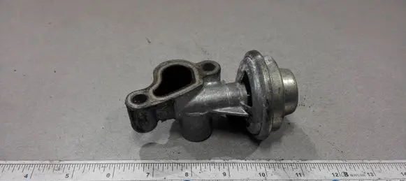 Mercedes-Benz E W210 EGR valve A1121400060 72213600