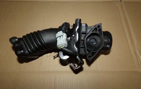 Mazda 3 I Throttle valve 9643836980