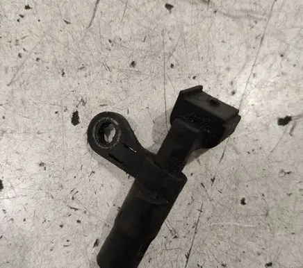 Peugeot 607 Crankshaft position sensor 4R8Q12K073