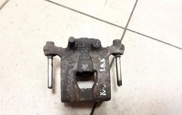 Nissan Qashqai Rear brake caliper 3517