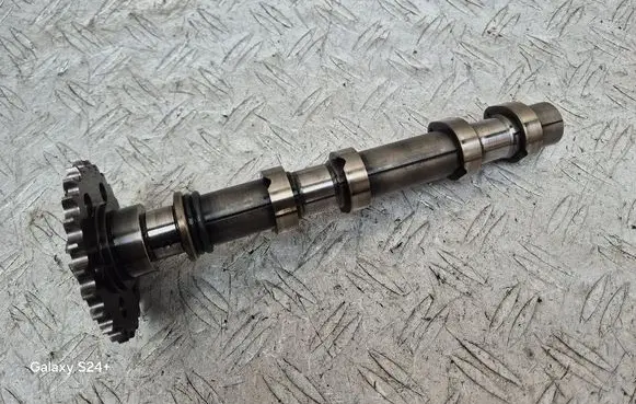 Subaru Forester SH Camshaft 
