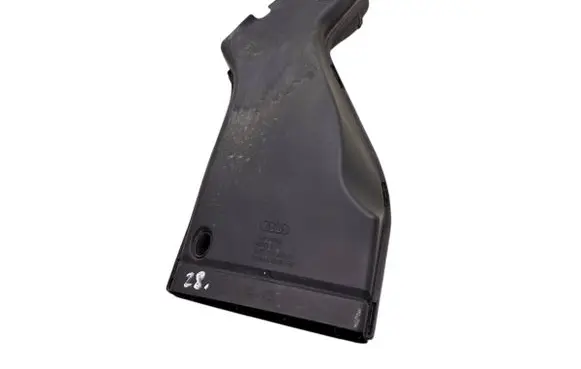 Audi A4 S4 B6 8E 8H Air intake duct part 8E0129618D