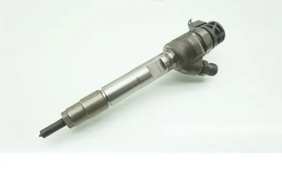 Mini Cooper Countryman F60 Fuel injector 0445110613