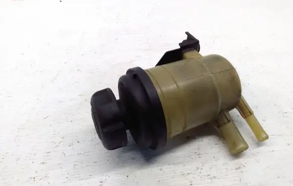 Honda CR-V Power steering fluid tank/reservoir