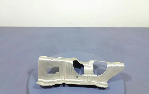 BMW X6 M Exhaust heat shield 9477798