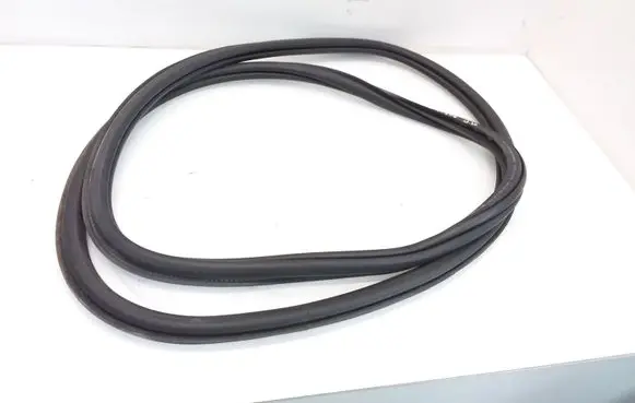 Skoda Octavia Mk3 (5E) Rear door rubber seal (on body) 5E9867368